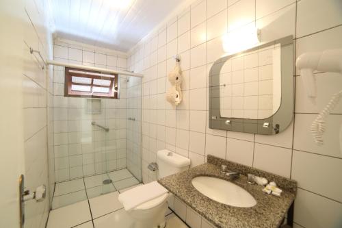 Standard Double or Twin Room image 3