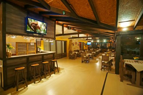 酒吧/高級酒吧, JB酒店 (Hotel JB) in 卡皮瓦里