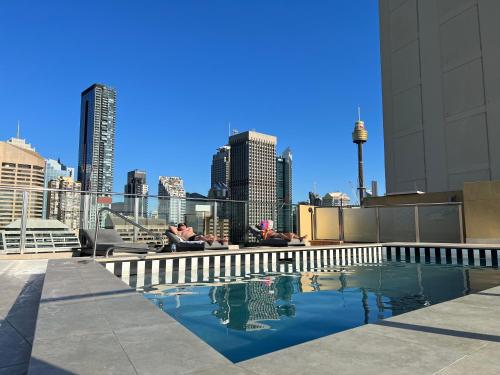 Paxsafe Sydney Hyde Park Private Apartments - Roof Top Retreat & Pool