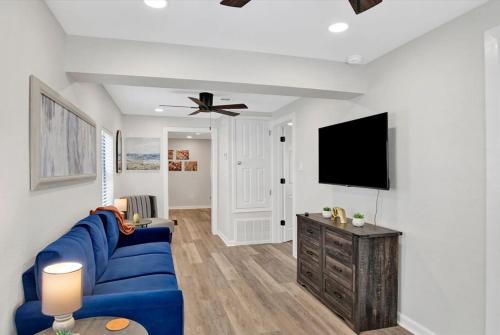 Modern & Peaceful Stay Central Near Hospitals & Shops