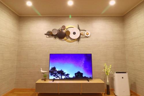 金鱗湖まで徒歩2分 湯布院 天然温泉ヴィラ 響 -hibiki-의 주변 풍경사진