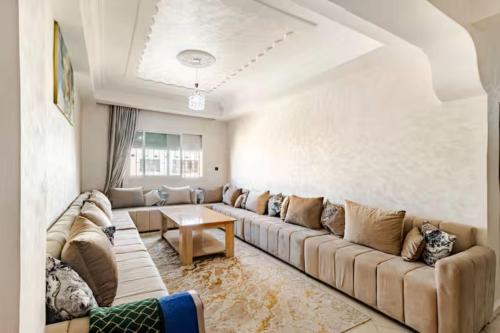 Modern Apartment Free Parking Quiet Area Fast WiFi, Casablanca (photo 9)
