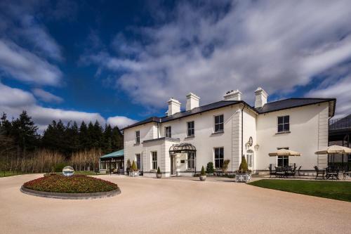 Вход, The Lodge at Ashford Castle in Cong
