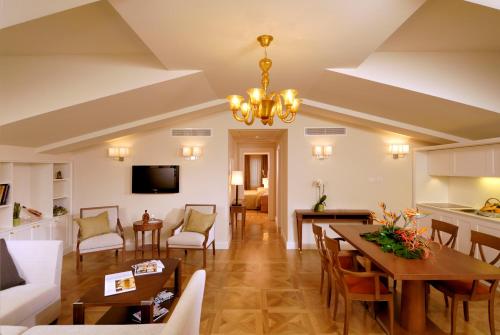Фотография номера гостиницы Du Lac Et Du Parc Grand Resort