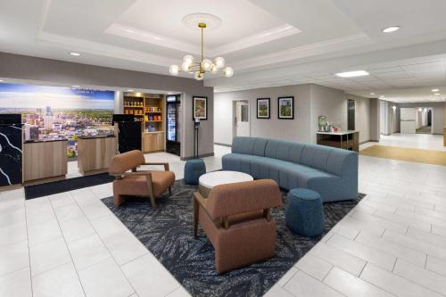 Előcsarnok, La Quinta Inn & Suites by Wyndham Lexington South / Hamburg in Athens