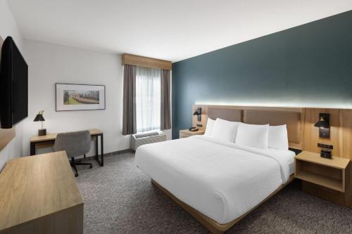 La Quinta Inn & Suites by Wyndham Lexington South / Hamburg in Athens