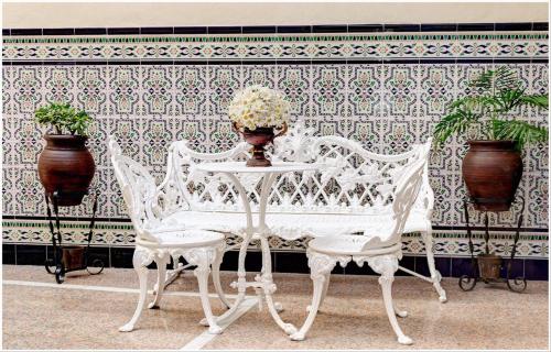 Pension Azahar, Siviglia
