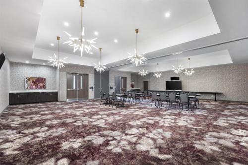 Hilton Garden Inn Gallatin - image 8