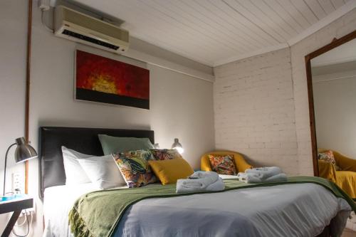 1 queen bed