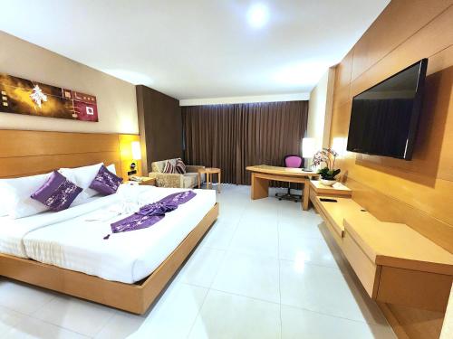 Masters Suites Hotel