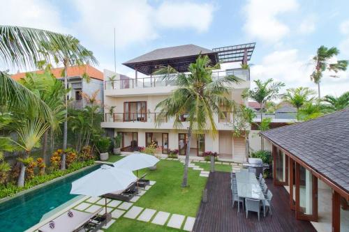 Super Spacious, 6 Bed, Chef, Daily B'fast, 12 Pax, Seminyak (photo 10)