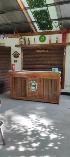 English Filipina Garden Resort in Tigbauan