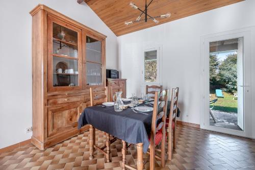 Iekārtas, 800 m de la plage, jardin, maison pour 5 in Saint Michel Chef Chef