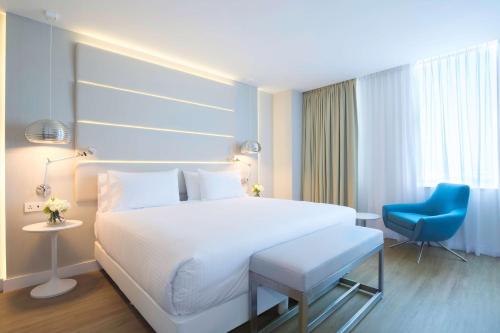 1 queen bed