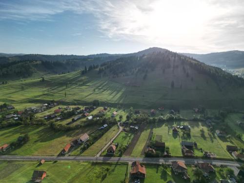 Tuvākā izklaides vieta, Öreg Tornácos Lak (Oreg Tornacos Lak) in Lunca De Sus