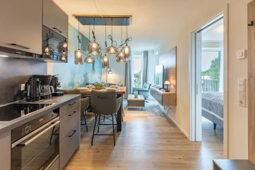 Apartmenthaus vor den Halligen Küstenbrise de Luxe in Nordstrand, Deutschland