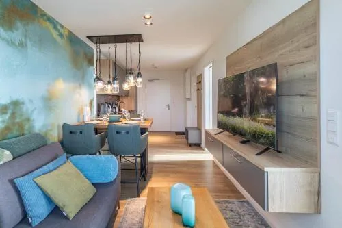Apartmenthaus vor den Halligen Hallighafen de Luxe in Nordstrand, Deutschland