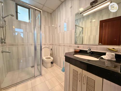 Capitol Residencies Apartment by CM Holiday - image 3