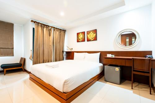 YON INN - Sukhumvit 4 BTS NANA, Bangkok