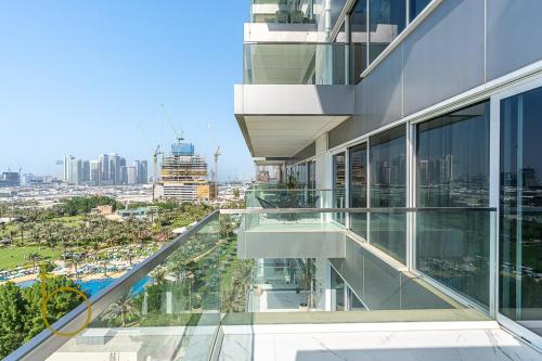 Bookable 4 Bed JBR With Maids room, Sea view and Beach access, Dubaï (photo 4)