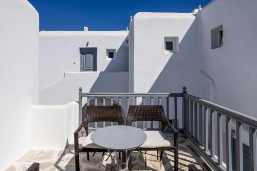 المنظر الخارجي, Elena Studios and Suites in اورنوس