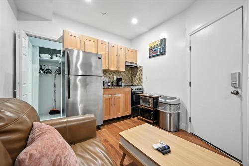 Spacious Family Home in Philadelphia - image 2
