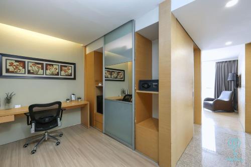 Empire Suites Subang by MyKey in Subang Jaya