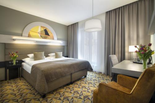 room detail thumbnail 0