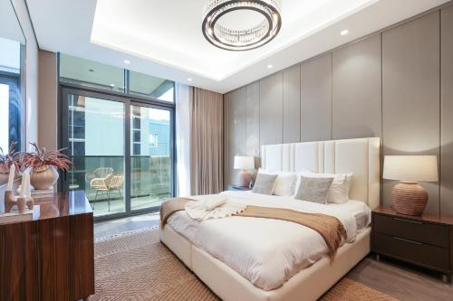 Trophy Soft tones sharp style Masterpiece 705, Dubai
