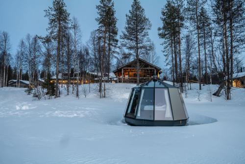 AuroraHut, Overwater Hut in Kuusamo