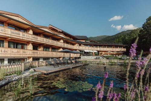 Mariengut - Natur Aparthotel Kramer – khách sạn tại Hofmark