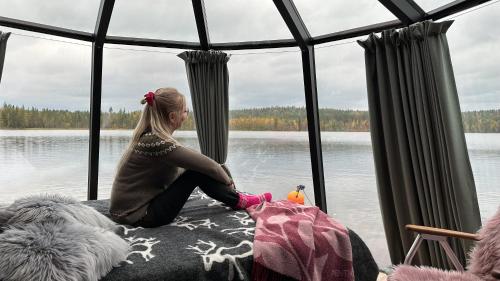 AuroraHut, Overwater Hut in Kuusamo