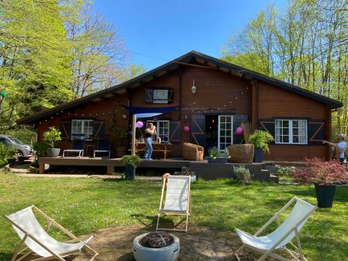 Chalet dans les bois -Domaine Privé-5 Etangs gîte à louer Le Grand Village