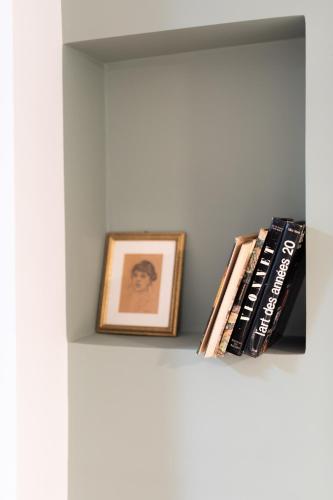 2BR Luxurious Apt in Mets 20 min From Acropolis - image 11