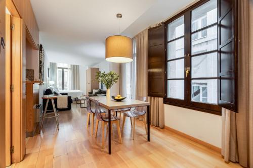 Aspasios Plaza Real Apartments, Barcelona (fotografie 3)