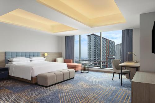 room detail thumbnail 1