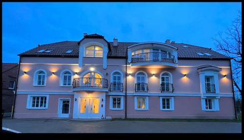 Luxury Apartments, Breslavia