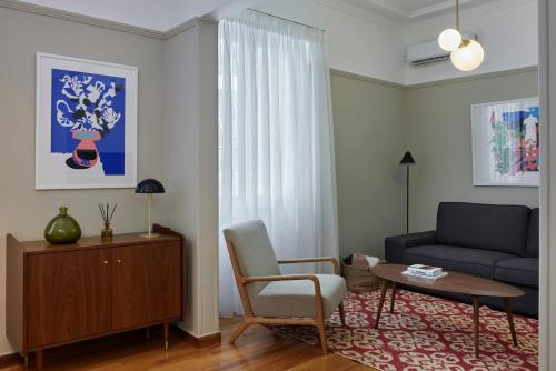 Pagrati Deco 2bd Apt, Athens