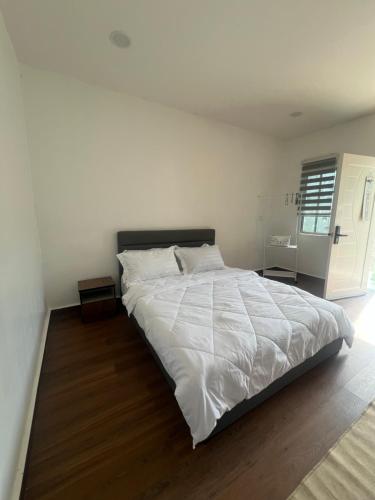 말라카 Rumah Kebun Bonda 2성급 게스트하우스 레스토랑