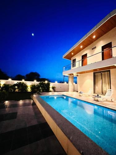 Prime pearl villa