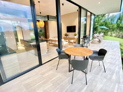 Casa MOARA in San Joaquin