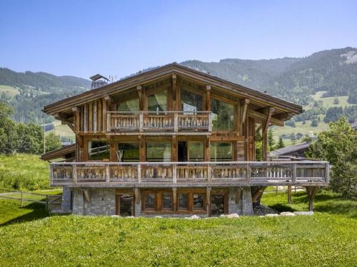 Cosy home by Roman