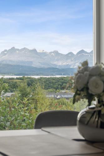 Skats, Koselig hus med fantastisk utsikt i Bodø in Tverlandet