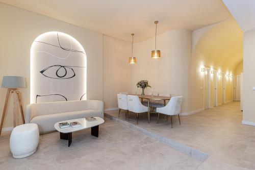 Queen's Chamberí Boutique I - Alojamiento Corta Estancia, Madrid