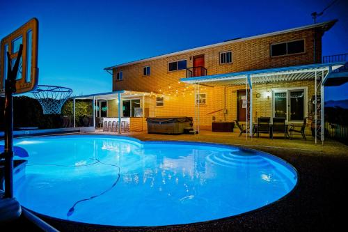 Pool & Hot Tub Access: Luxury Roy Oasis! in West Haven (UT)