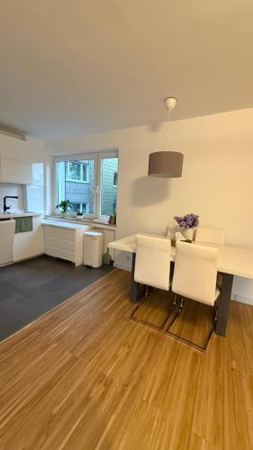 Modern 5-room apartment in Düsseldorf, Düsseldorf (fotografie 6)