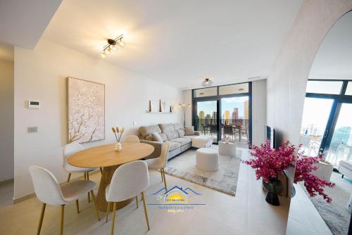 Eagle Serenity Apartment