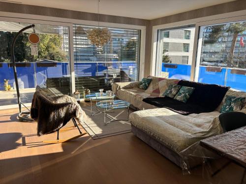 6 P - Parking - Wifi - Terrasse, Женева (фото 9)