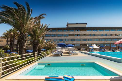 Grand Hotel Continental - image 4