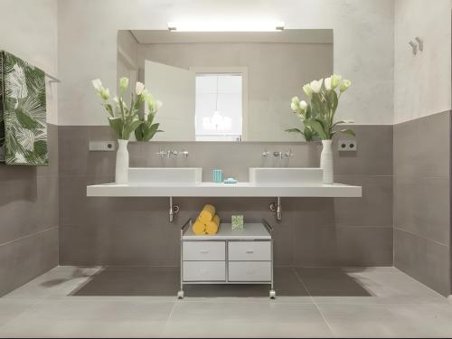INMálaga Luxury Loft 1 - image 4